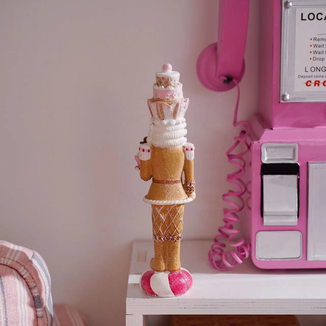Nutcracker Figurine - Figura Decorativa de Soldado Cascanueces Rosa,
